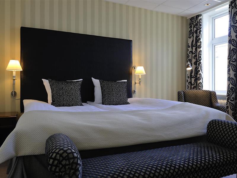 Hotel Mayfair 4*